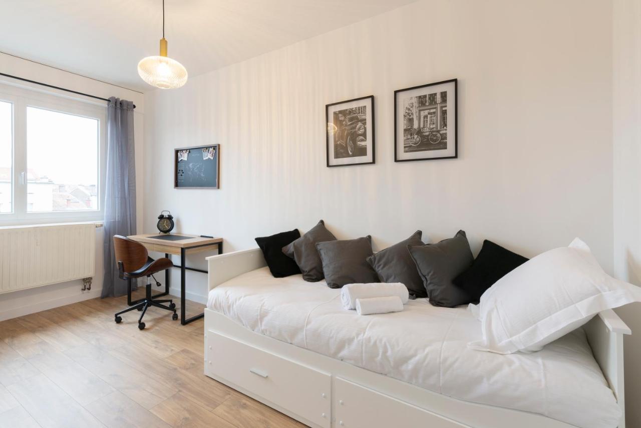 Appartement Le Radieux De Placieux - Pour 6 Avec Parking Prive